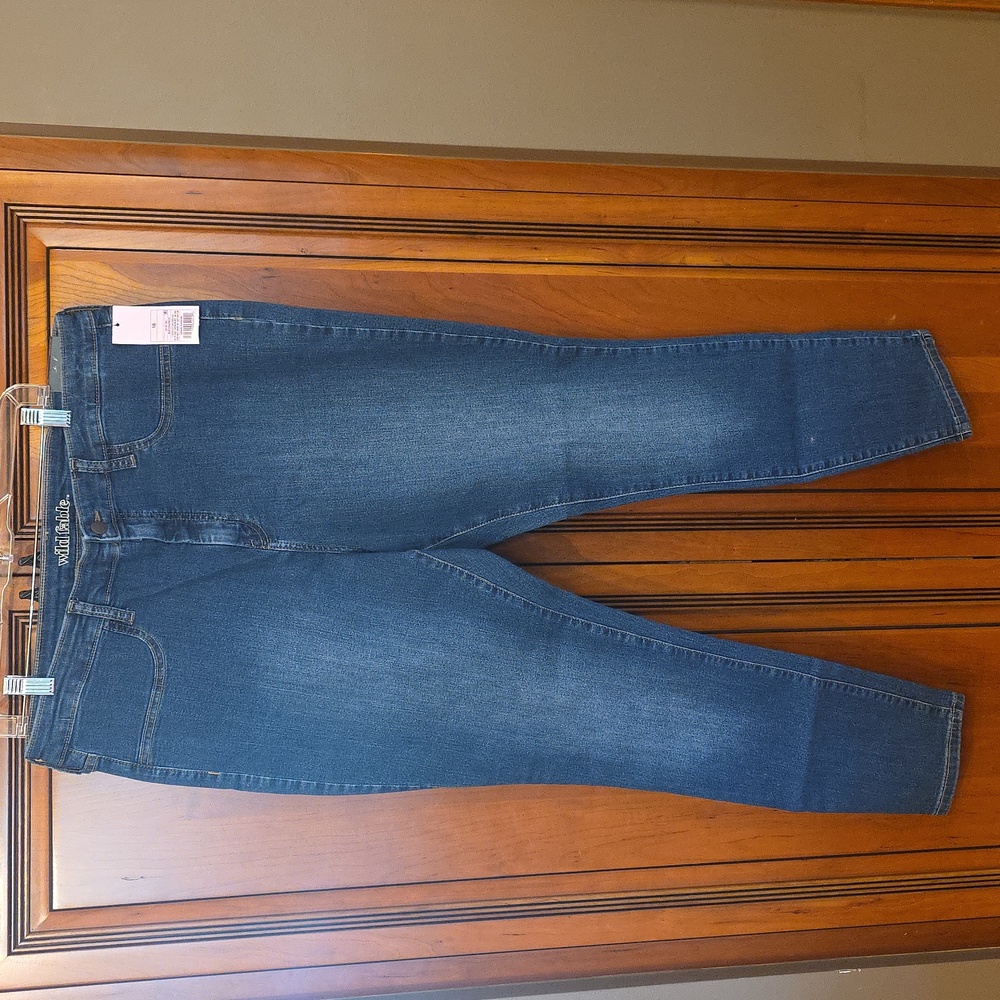 💛Plus Size Wild Fable Size 18/34R Denim Jeans
